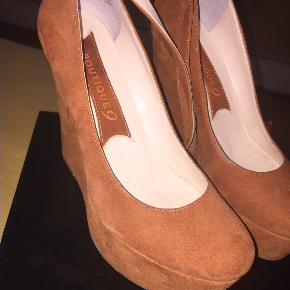 Nine West suede orange ankle wrap wedge