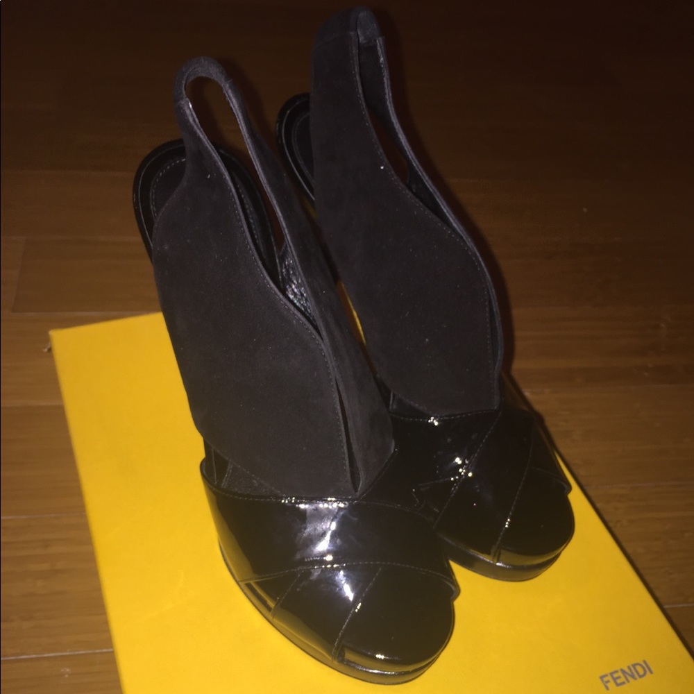 Fendi sandals - Picture 2 of 7