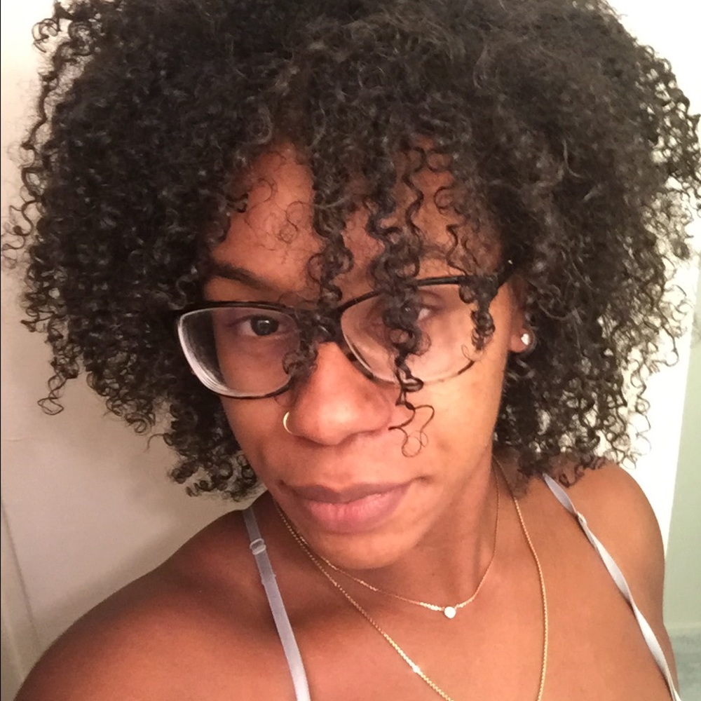 Meet your Posher, Krystal