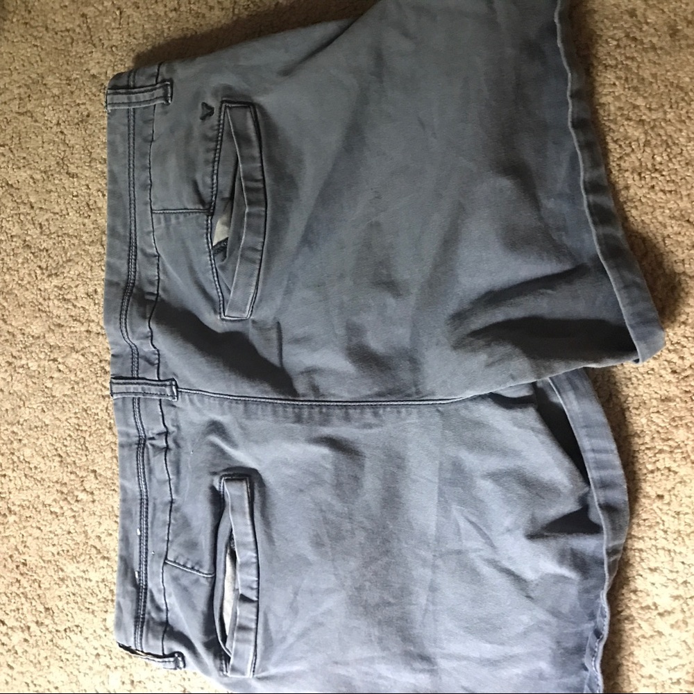 Shorts from ameri and eagle - Picture 2 of 4