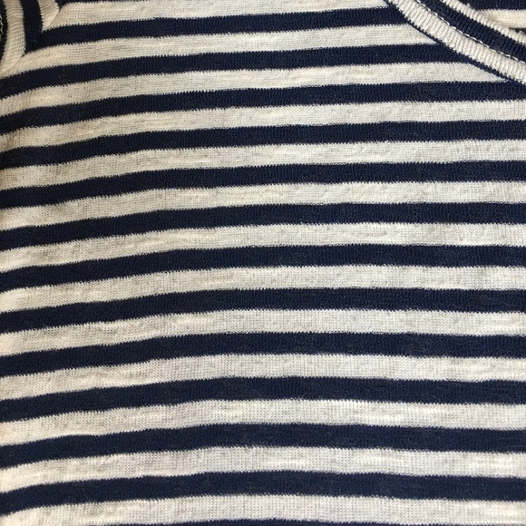 Madewell Tee - Picture 2 of 4