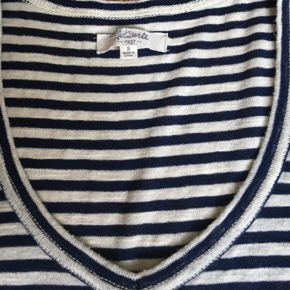 Madewell Tee - Picture 3 of 4