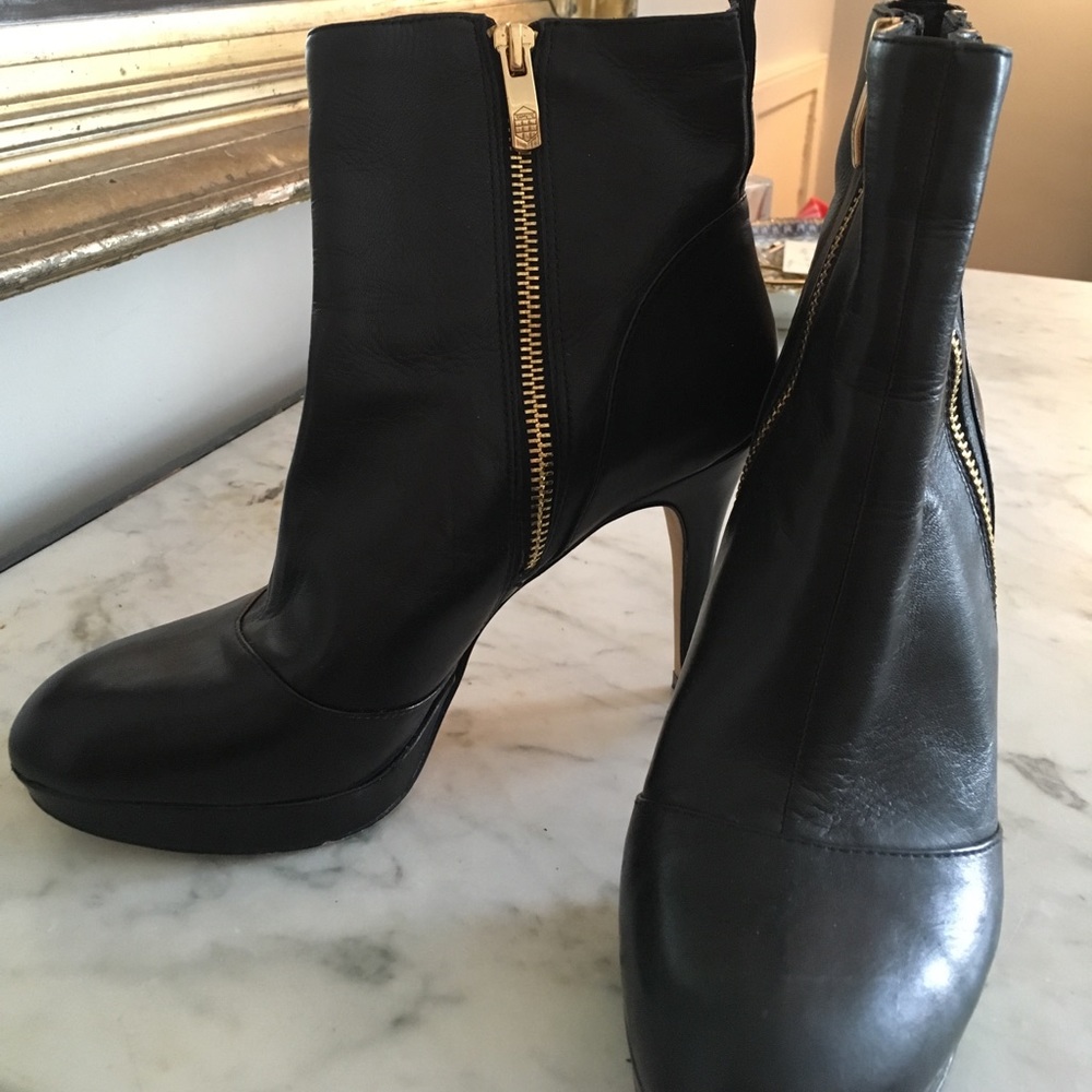 Vince Camuto Black Leather Ankle Boots