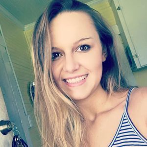 Meet your Posher, April