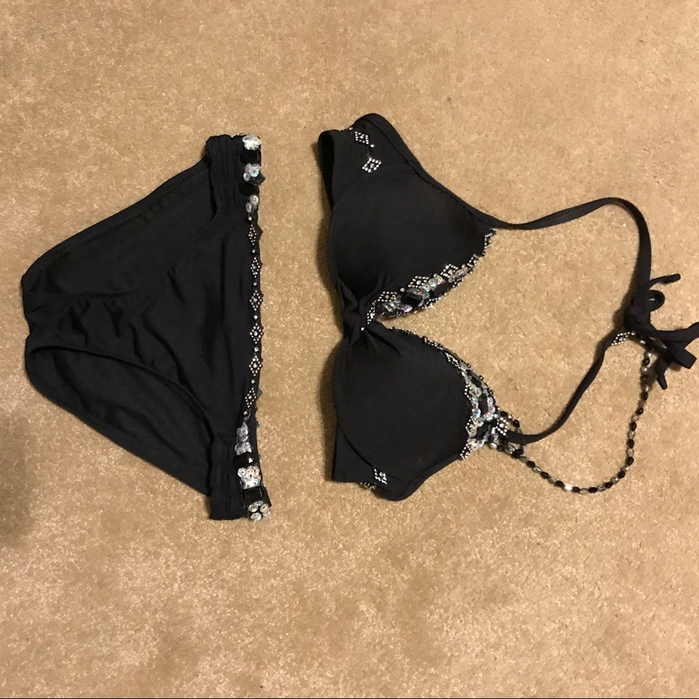 Swim suit
