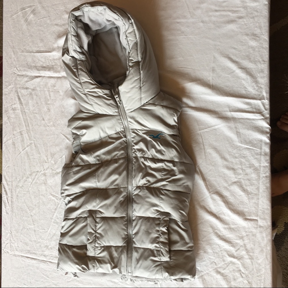 Hollister gray winter vest