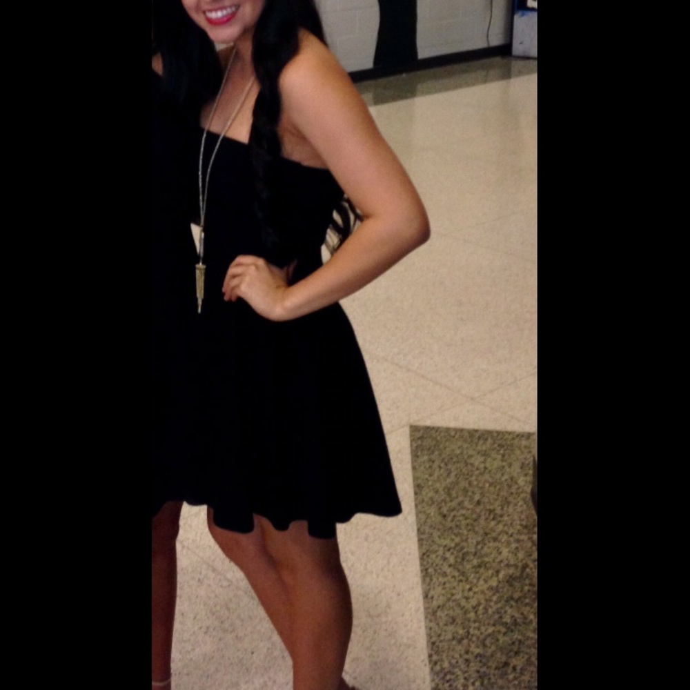 Black strapless dress express