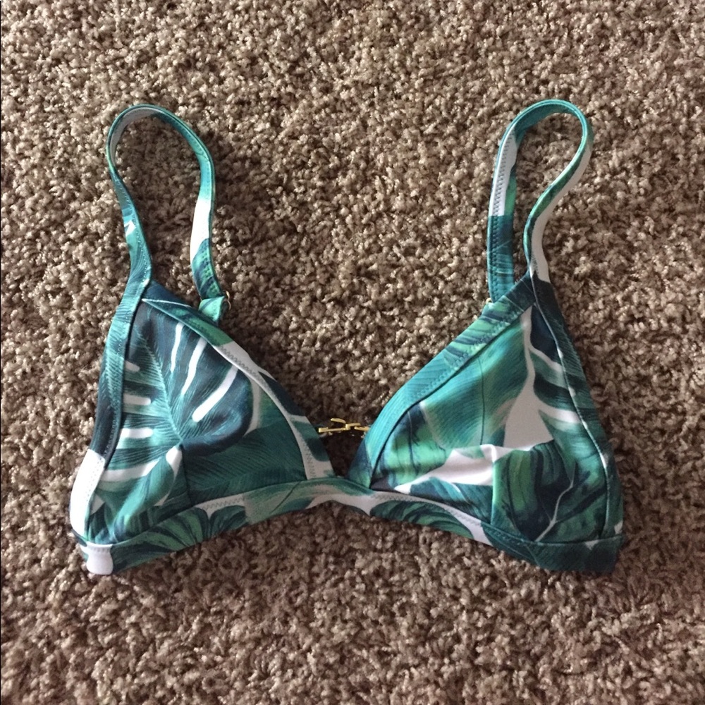 Green &a white bra like swimsuit