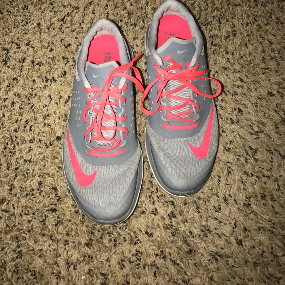nike running shoes