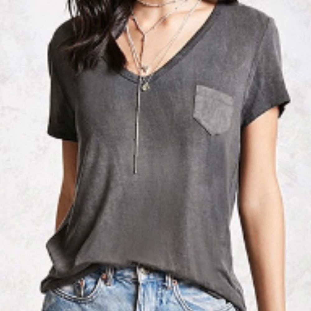 ✅HP!!!Pocket t-shirt top - Picture 3 of 4