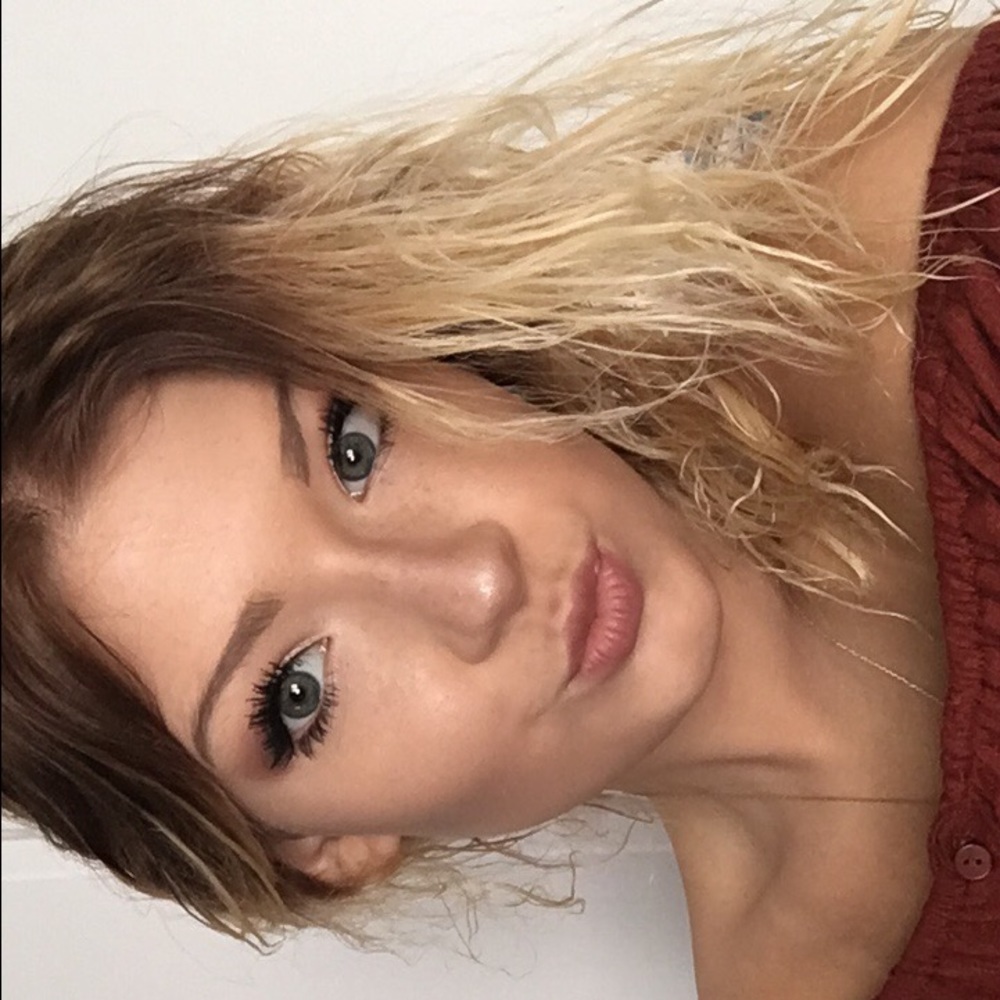 Meet your Posher, Zoe