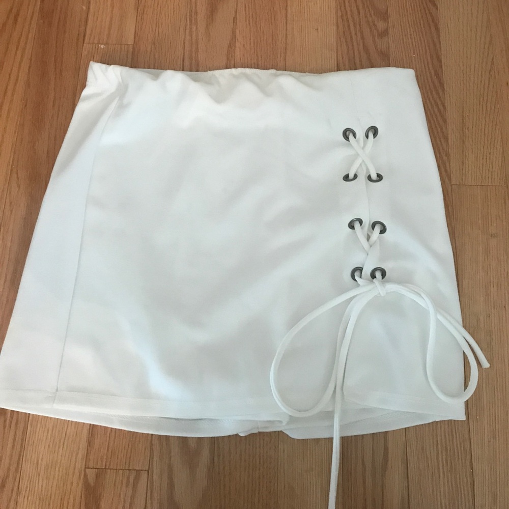 White lace up Mini Skirt