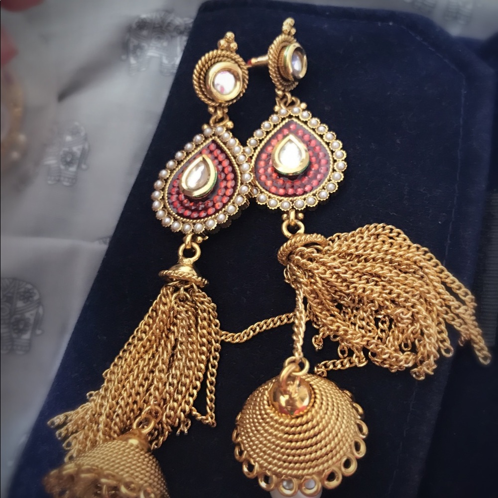 Beautiful full kundan earrings gold plated
