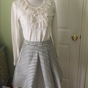 Cute brand new forever 21 skirt