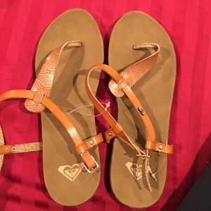 Roxy brand new sandals