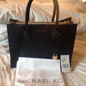 Michael Kors tote
