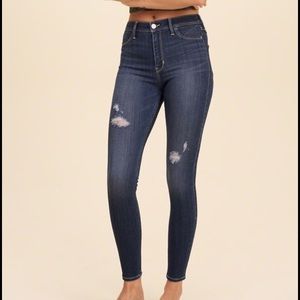 Hollister high rise skinny jeggings🌊