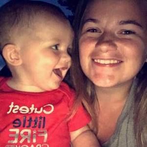 Meet your Posher, Cortney