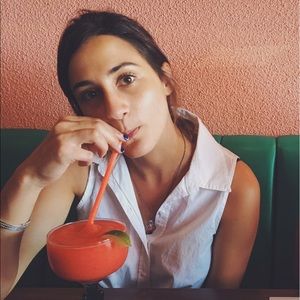 Meet your Posher, Alicia