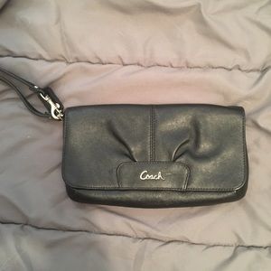 Coach wristlet with credit card slots