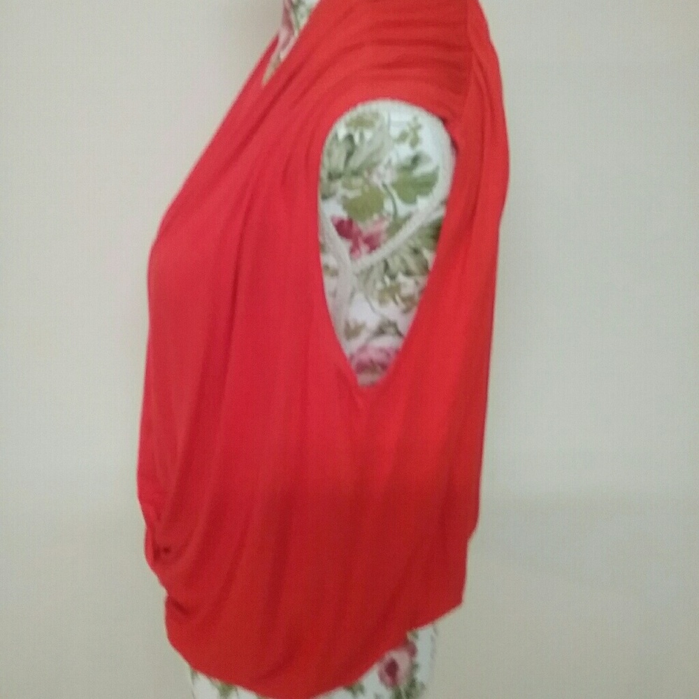 Blouse - Picture 2 of 3