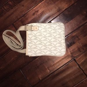 Michael Kors crossbody