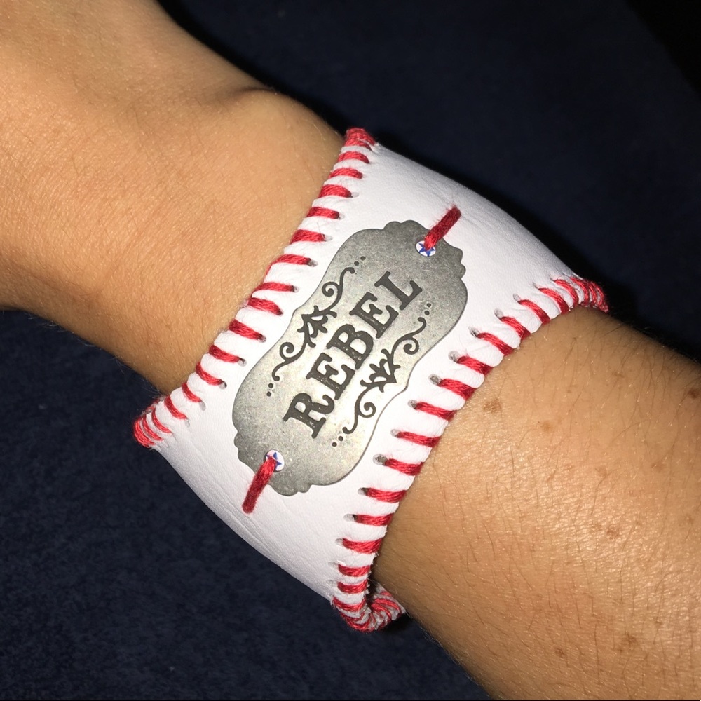 Baseball bracelet