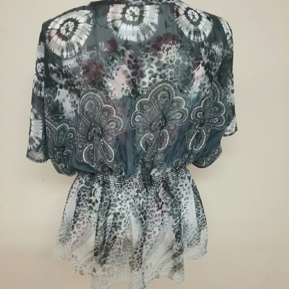 Blouse - Picture 3 of 3