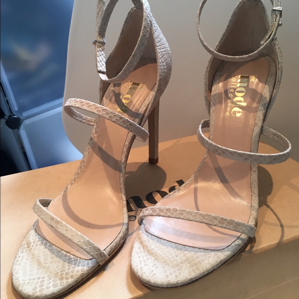 NIB Mode Collective heels Sz8.5
