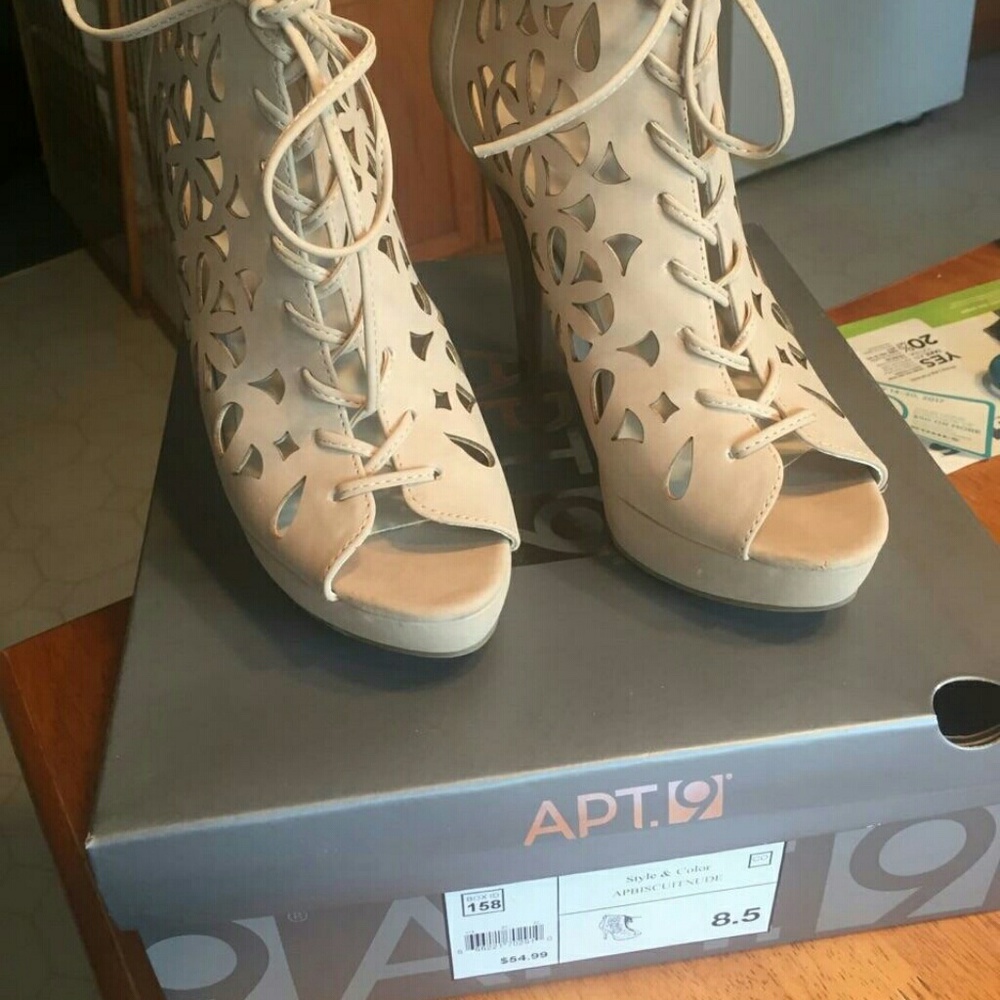 Women's heels