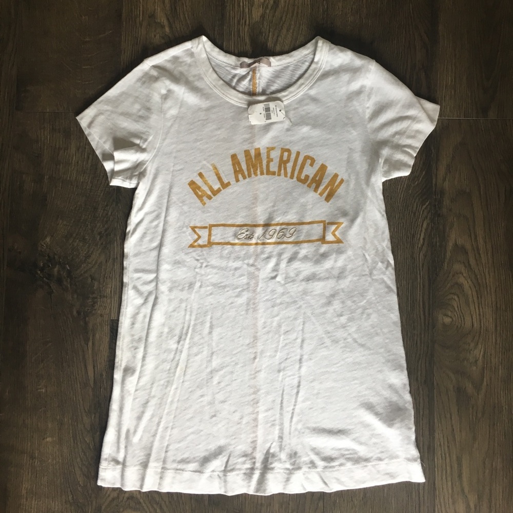 NEW~w/ tag Gap women's Tee