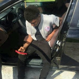 Meet your Posher, Tommy