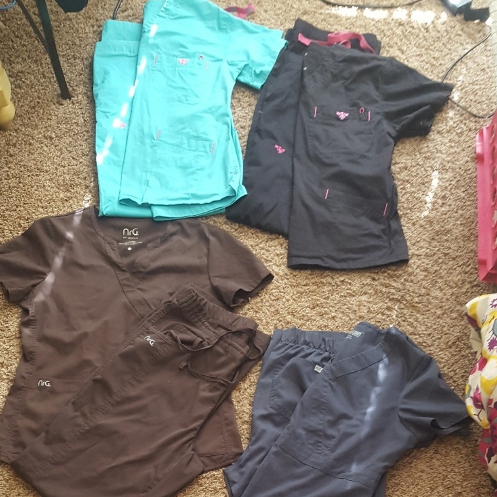 SCRUBS!! WOMENS