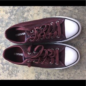 Maroon Converse All-Stars Women's Size 9