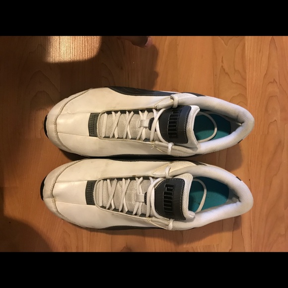 Pumas gym shoes - Picture 5 of 7