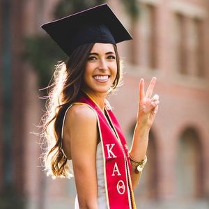 Meet your Posher, Danielle