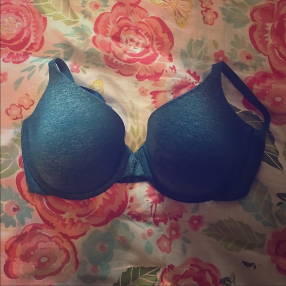 Bundle of VS bra and Lingerie. You get both! - Picture 2 of 2