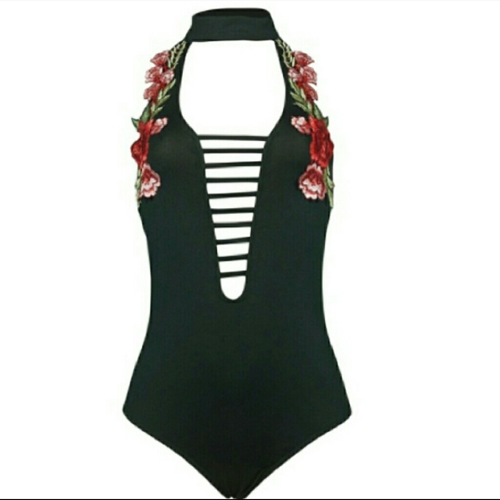 Rose Embroidery Bodysuit - Picture 4 of 5