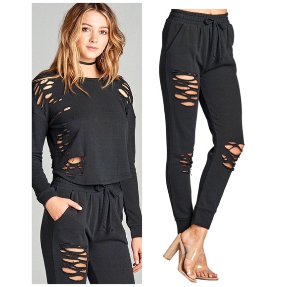 1hr Sale LAST M Comfy Chic distressed joggers - Picture 2 of 2