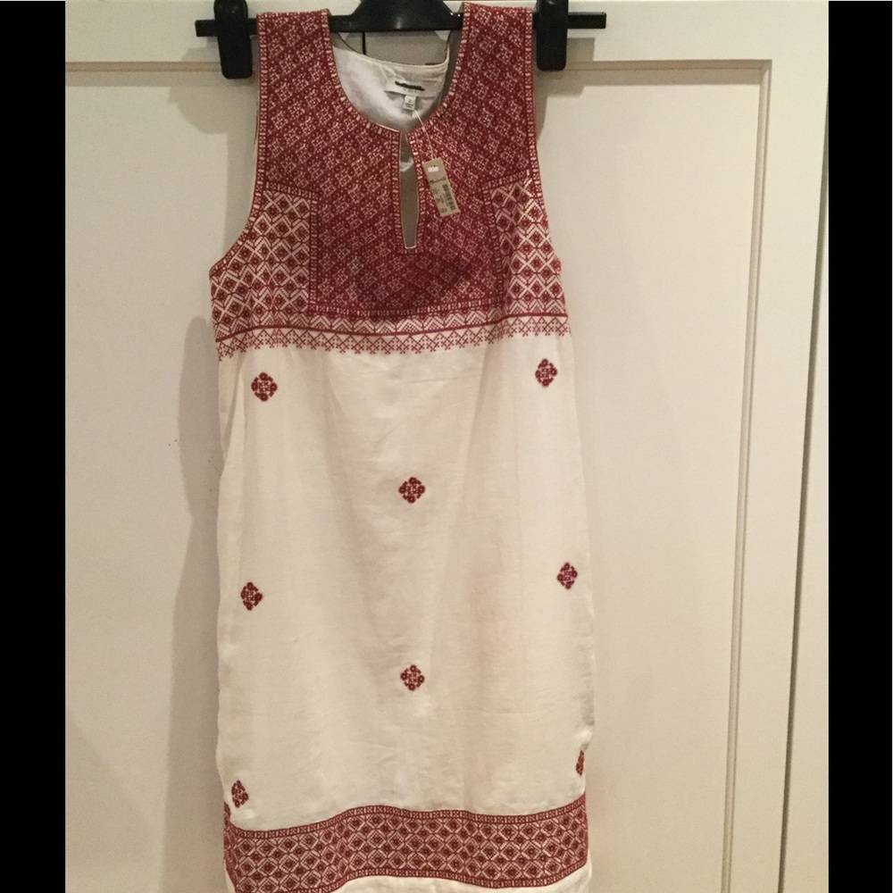Madewell embroidered dress pockets