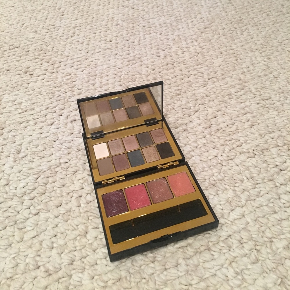 RARE Bobbi brown lip and eye palette (MODERN)