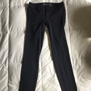 American Eagle dark grey stretch jegging