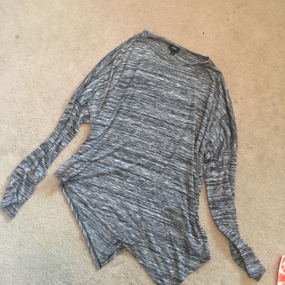 Gray sweater shirt