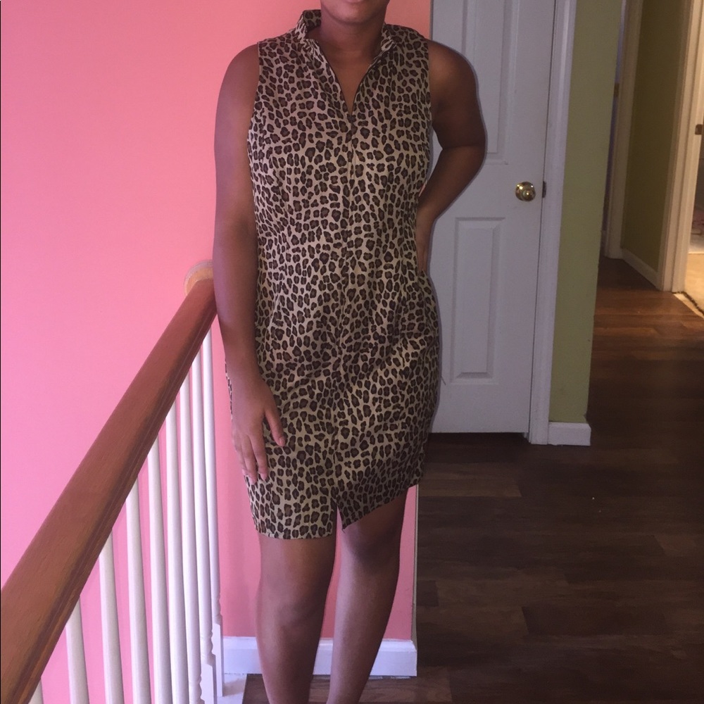 Dress - Picture 2 of 3