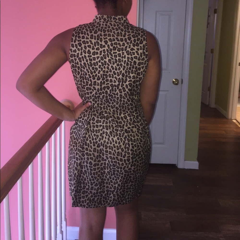 Dress - Picture 3 of 3