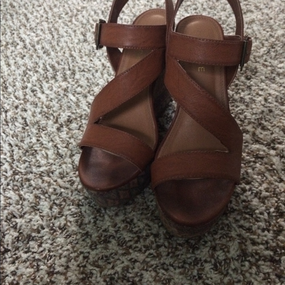 Brown Rampage wedges