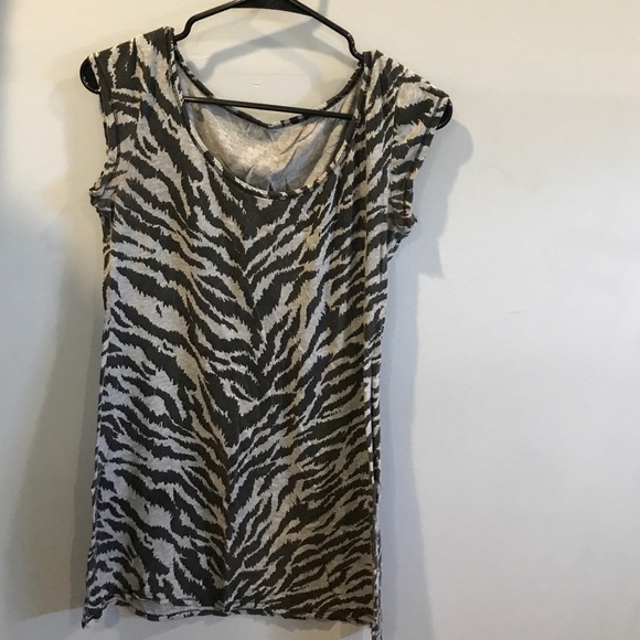 Dress - Picture 1 of 2