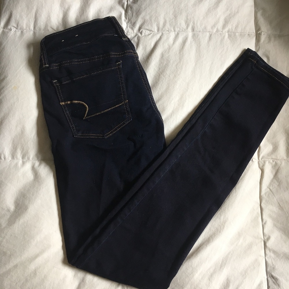 Dark wash American Eagle jeans -like new