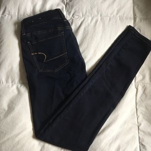 Dark wash American Eagle jeans -like new