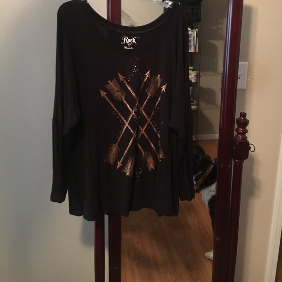 Shirt - Picture 1 of 6